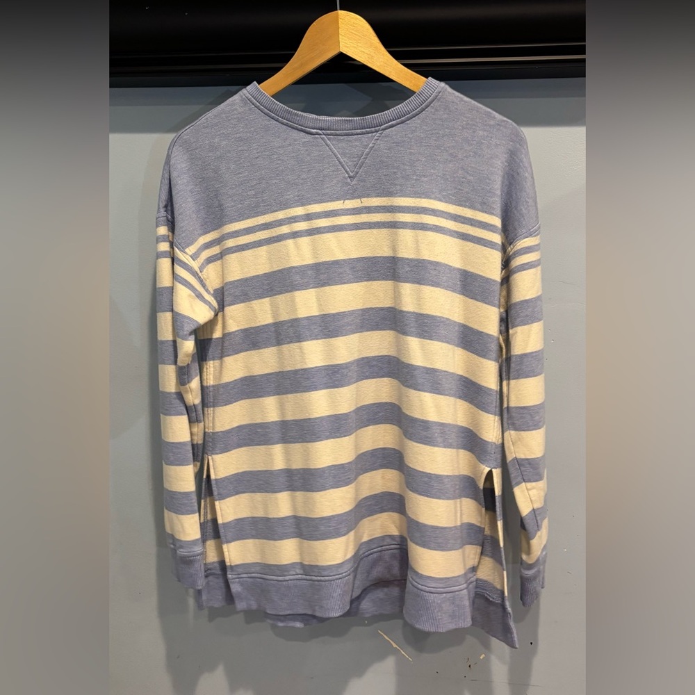 Vineyard Vines Woman’s Blue Striped Sweater Nautical Size Small‎